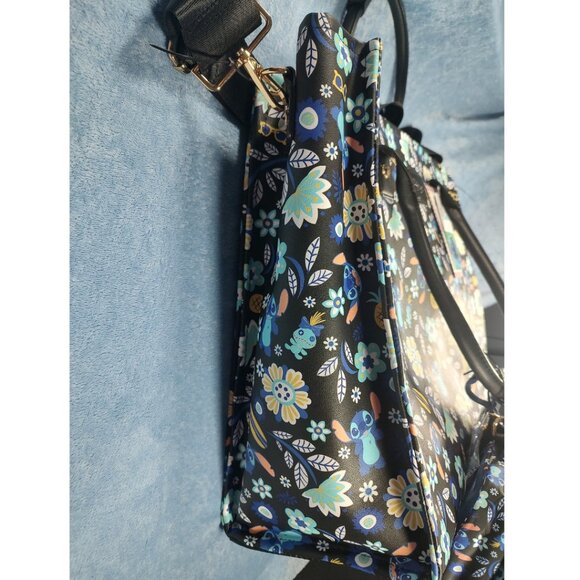 Disney Stitch Travel Bag Set, 3pc., Tote, Crossbody and Name Tag. - Picture 6 of 14